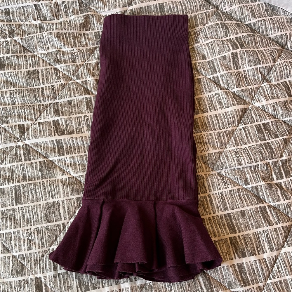 Peplum style pencil skirt